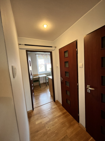 Tehlový 2-izbový byt.