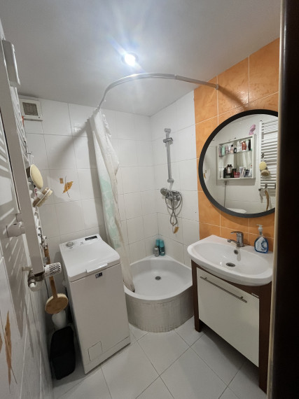 Tehlový 2-izbový byt.