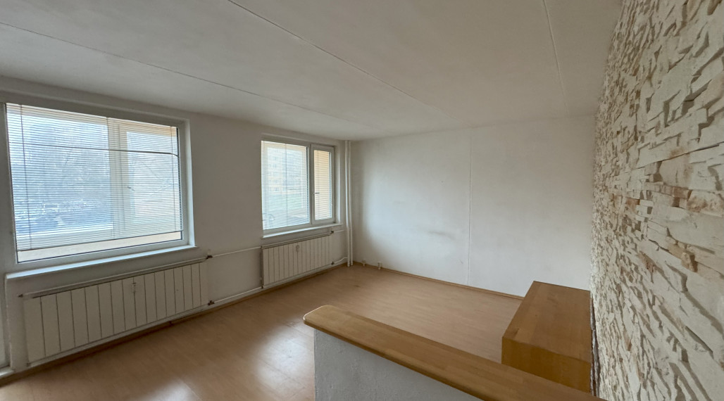 Priestranný 3-izbový byt na Humenskej – skvelá príležitosť na bývanie aj investíciu