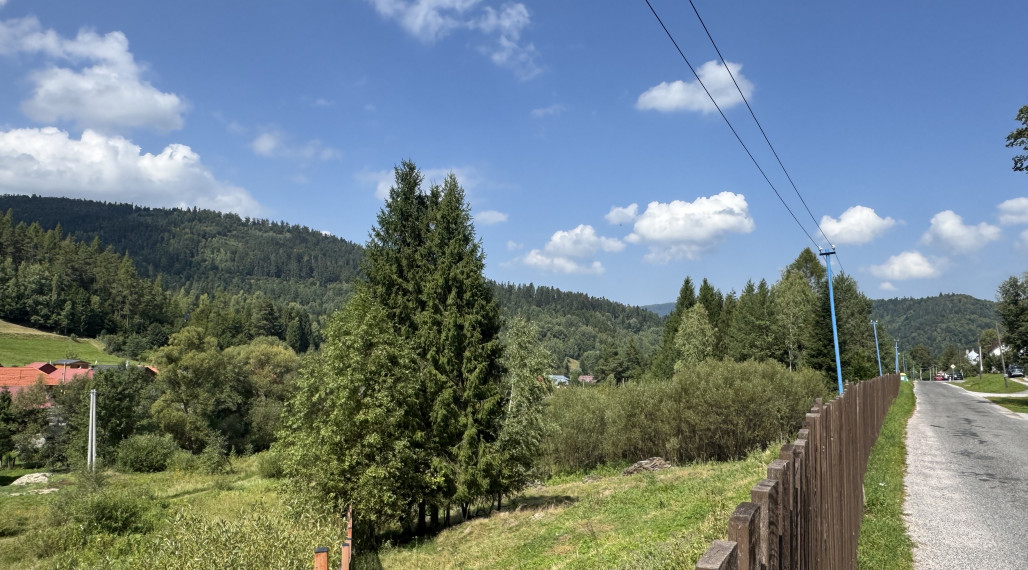 Predaj dvoch stavebných pozemkov v tichej lokalite.